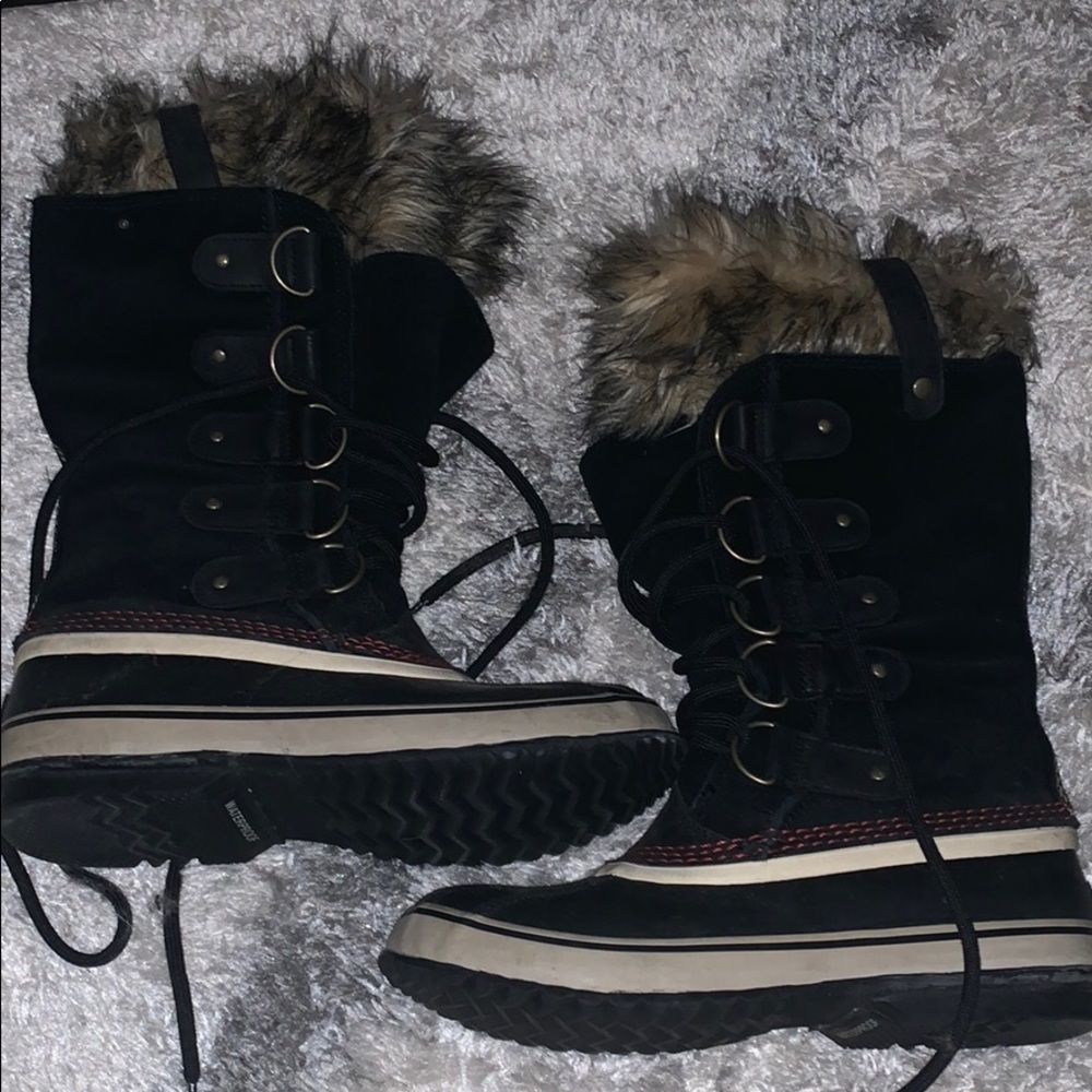 SOREL // winter boots